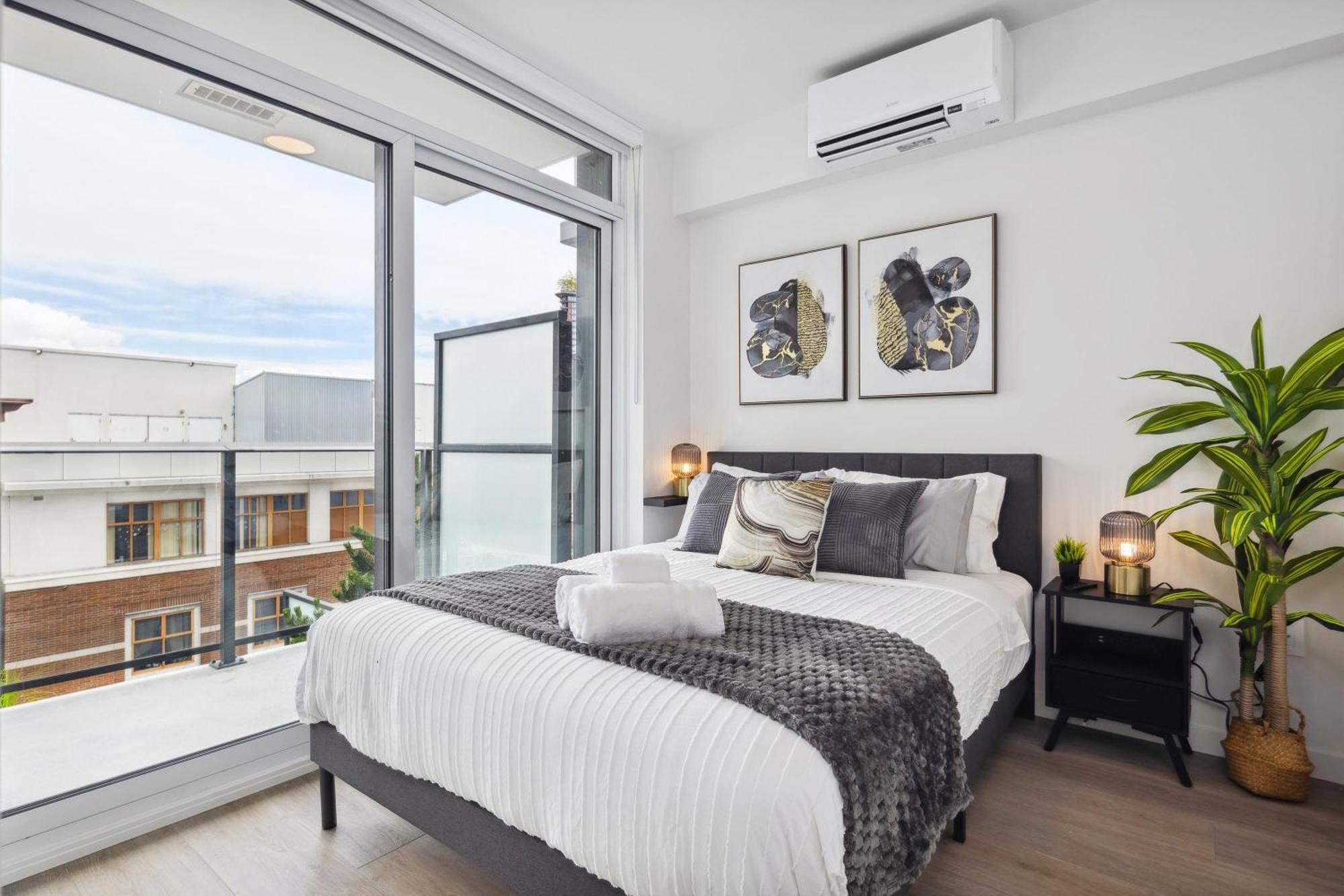 Brand New City Apt In Downtown Vancouver Exterior photo